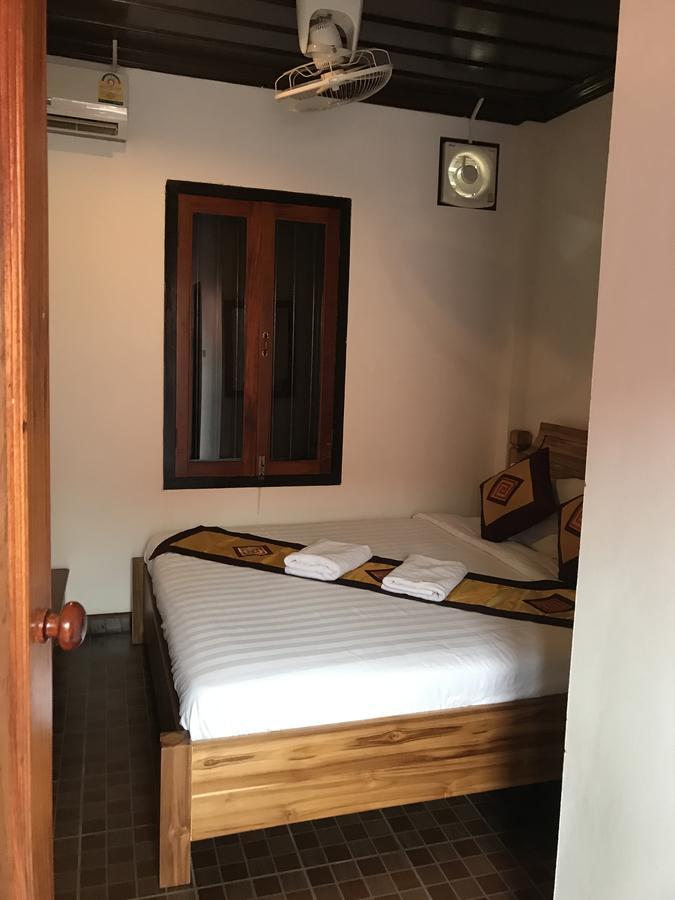 Central Backpacker Hostel Luang Prabang Extérieur photo