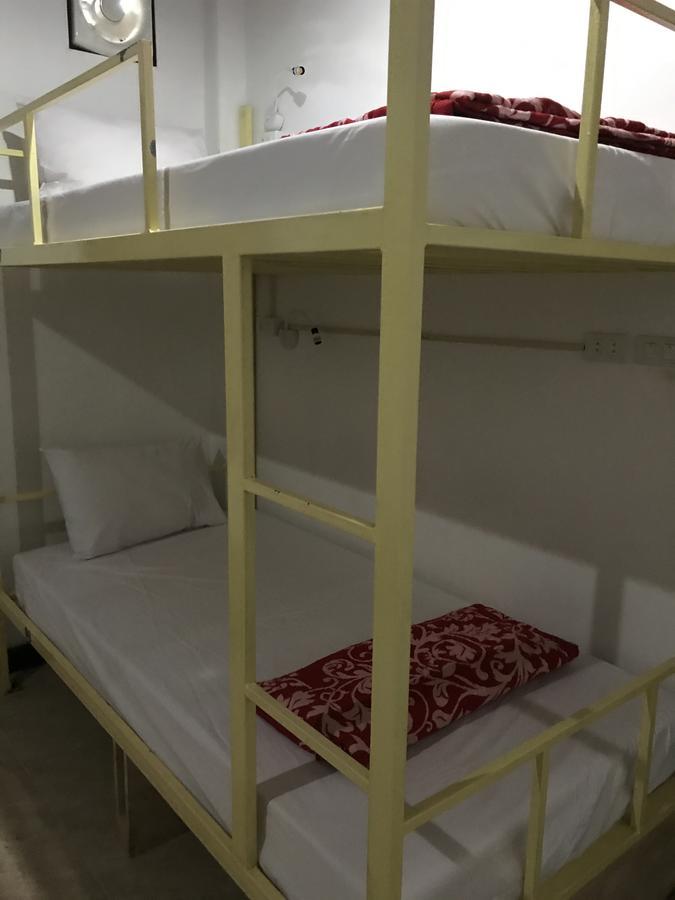Central Backpacker Hostel Luang Prabang Extérieur photo