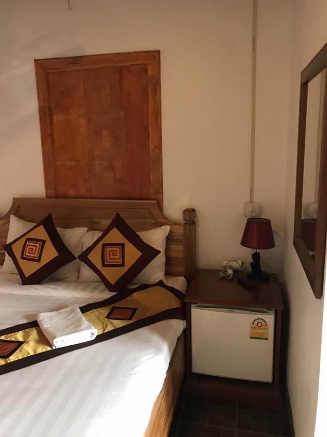Central Backpacker Hostel Luang Prabang Extérieur photo